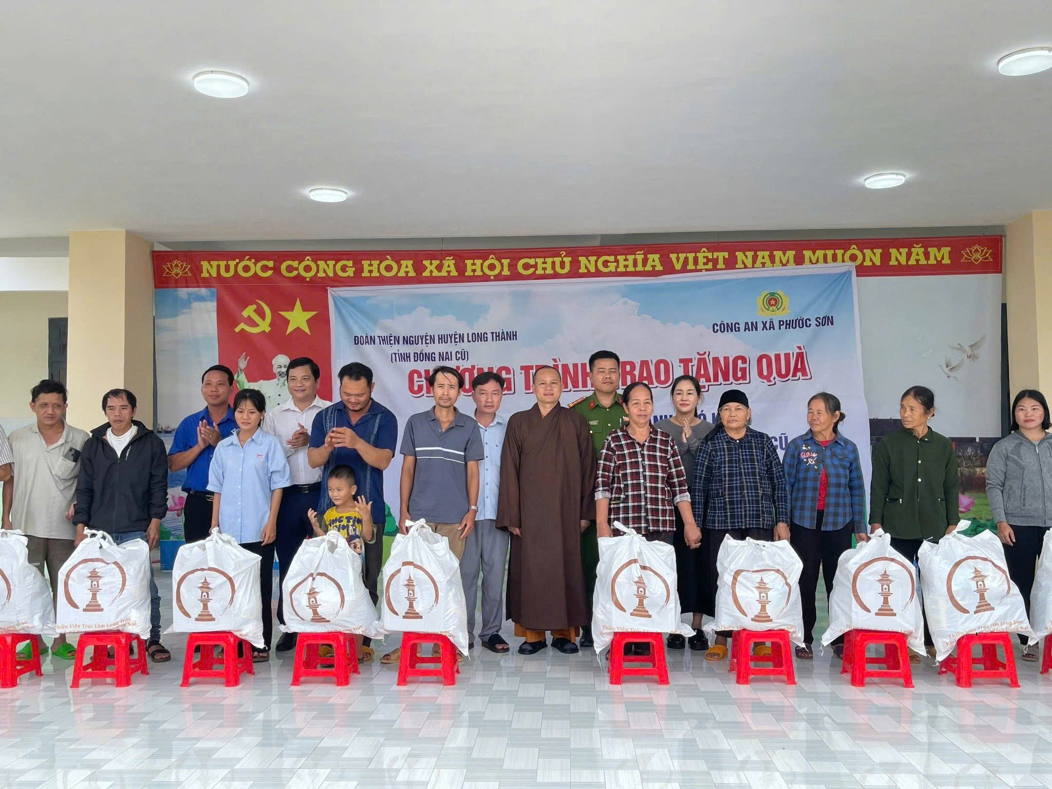 z7160244674672 3d420ff3b64550c3ac72cc4503688e06